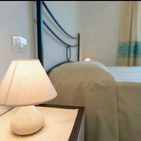 Il Girasole Bed & Breakfast Домус де Мария Екстериор снимка