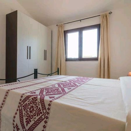 Il Girasole Bed & Breakfast Домус де Мария Екстериор снимка