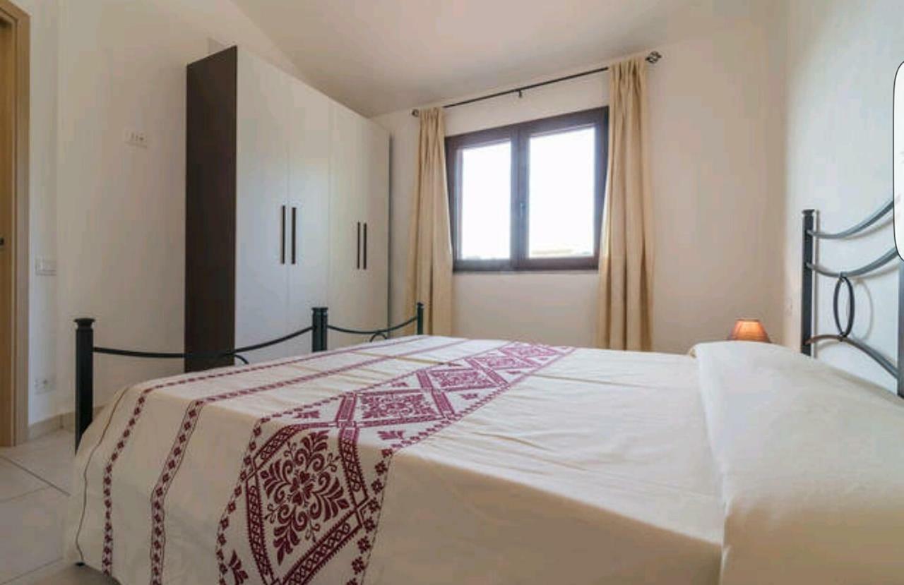 Il Girasole Bed & Breakfast Домус де Мария Екстериор снимка