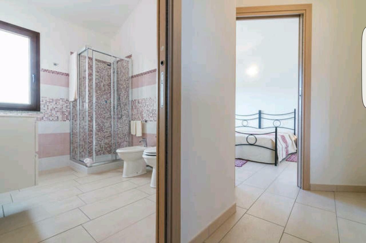 Il Girasole Bed & Breakfast Домус де Мария Екстериор снимка