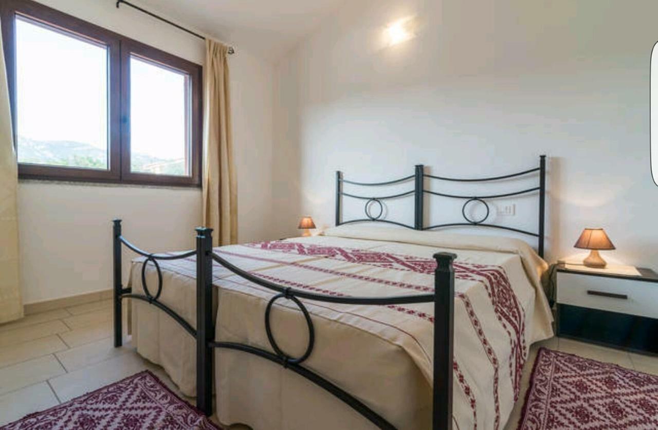 Il Girasole Bed & Breakfast Домус де Мария Екстериор снимка