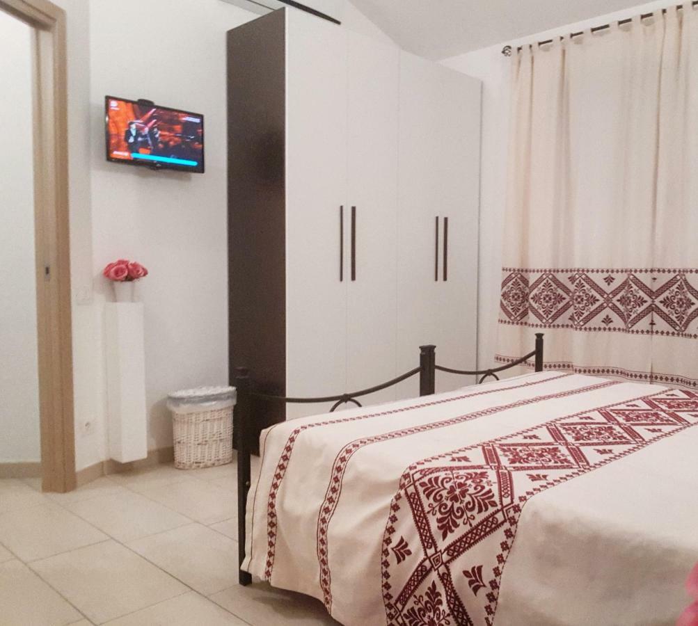 Il Girasole Bed & Breakfast Домус де Мария Екстериор снимка