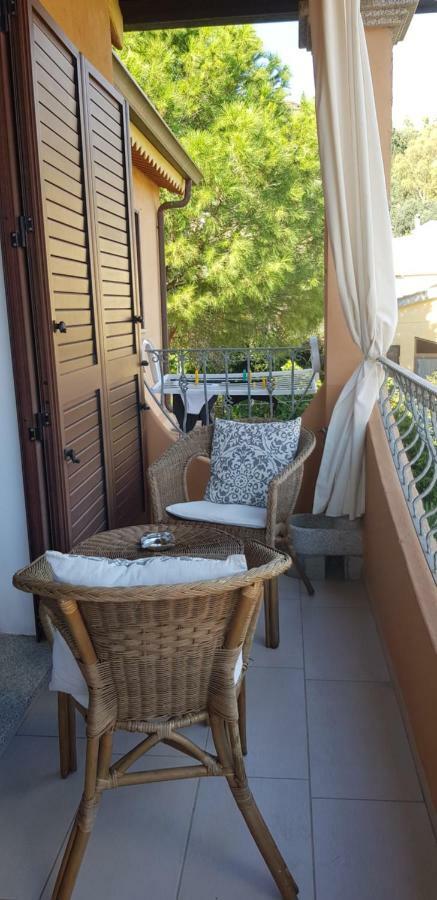 Il Girasole Bed & Breakfast Домус де Мария Екстериор снимка